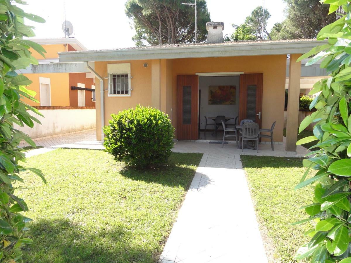 Villa Agavi 2 Bibione Esterno foto
