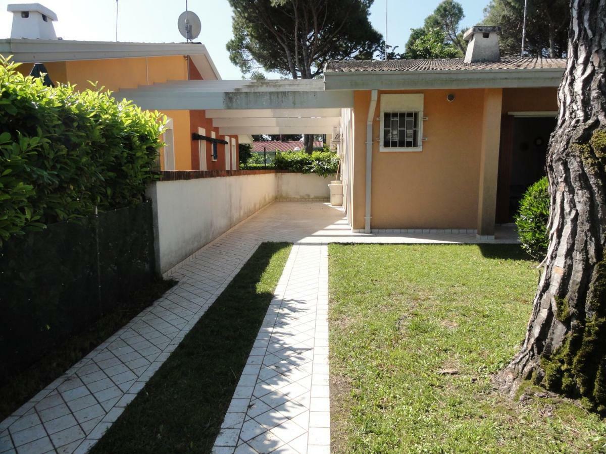 Villa Agavi 2 Bibione Esterno foto
