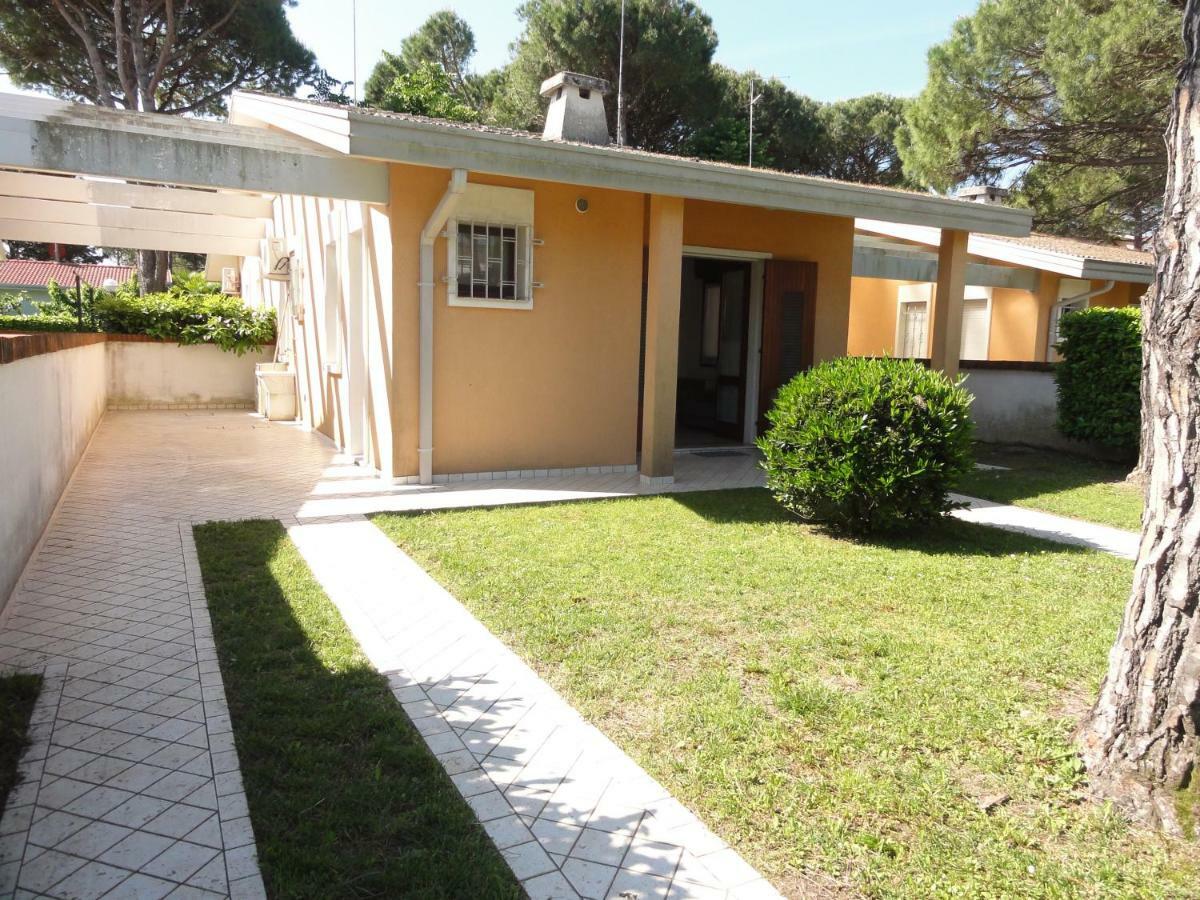 Villa Agavi 2 Bibione Esterno foto